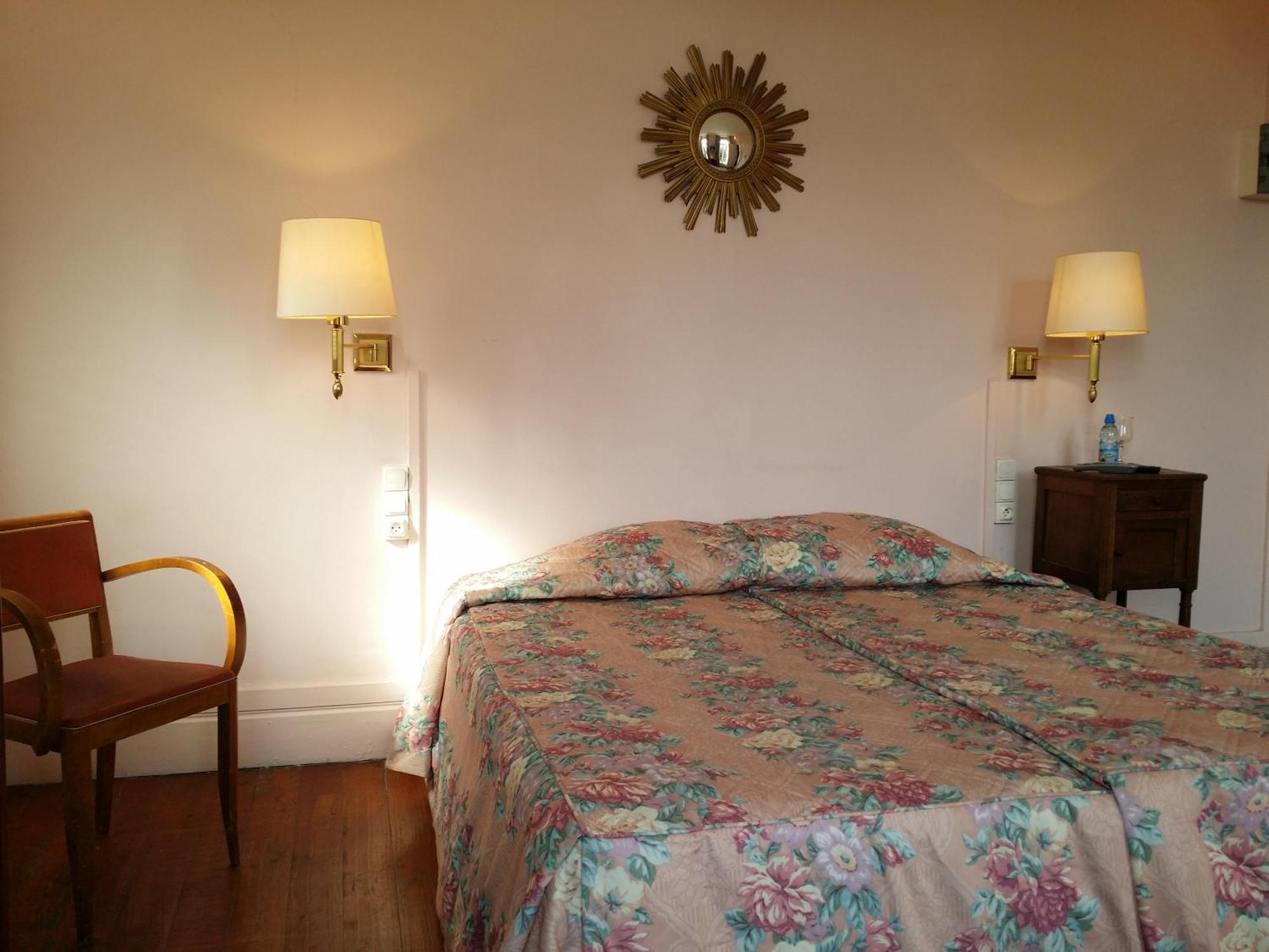 Au Château Des Thermes Saint-Amand-les-Eaux Zimmer foto